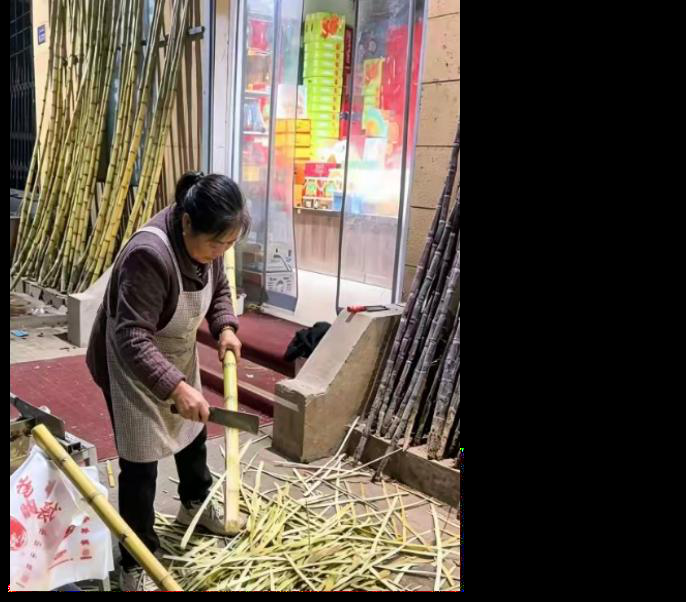 街边现削甘蔗——甘小皮创立的起点